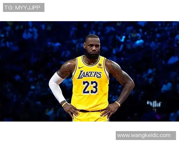 詹姆斯在热火湖人G4赛后采访中分享球队表现与未来展望